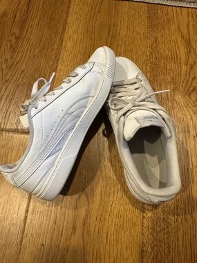 Puma White Women's Sneakers - Size US 8